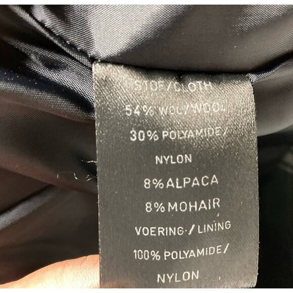 CoraKemperman SMALL sz 38 Plum Wool Button Front Coat. Pre-Owned - Picture 6 of 10